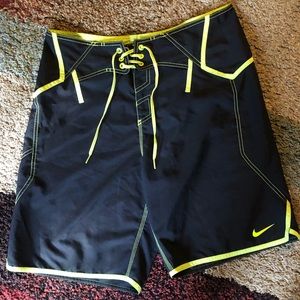 Men’s Nike Shorts Size 34